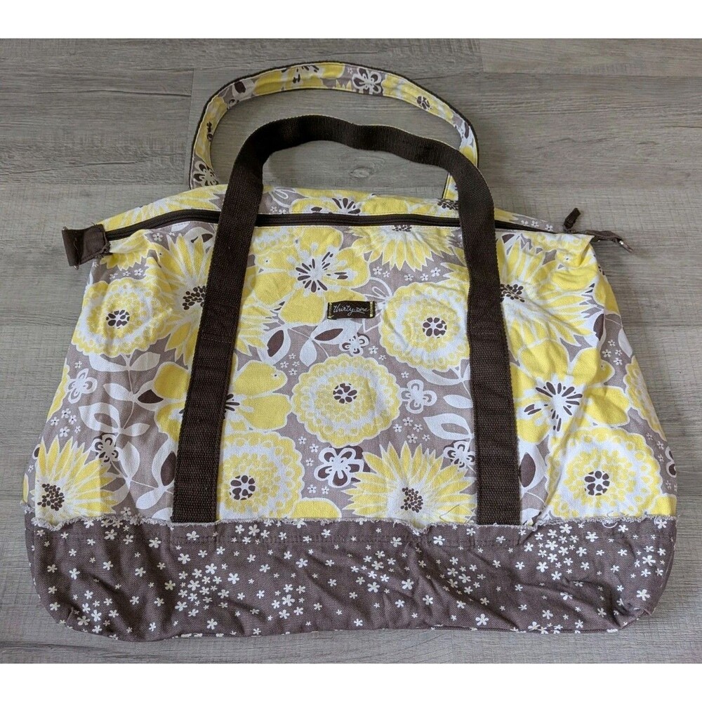 Thirty-One Weekender Tote Retired Awesome Blossom Gray Yellow Travel Duffel Bag
